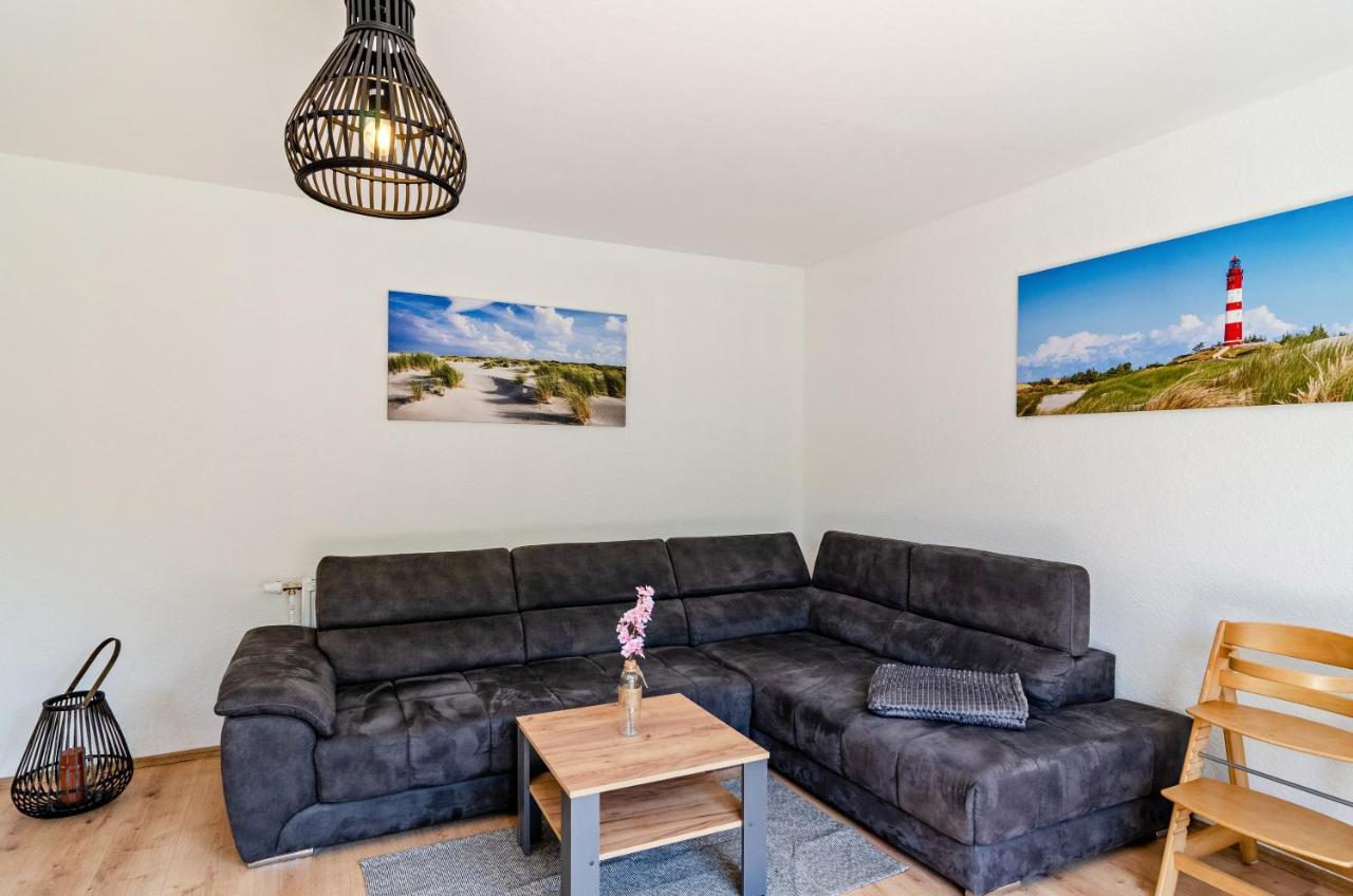 Ferienhaus Sonnenschein - Wohnung 1 Norden Esterno foto